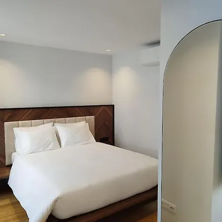 Almada 505 Center Duplex 포르투