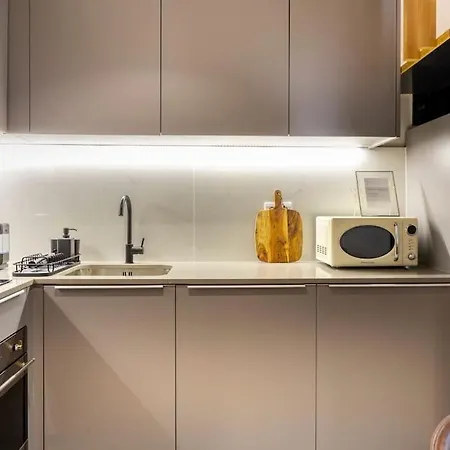 Almada 505 Center Duplex *