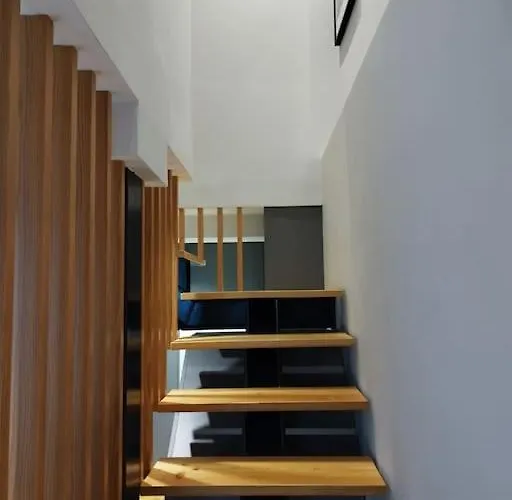 Almada 505 Center Duplex