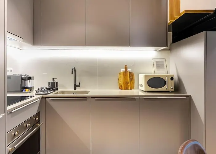 Almada 505 Center Duplex *