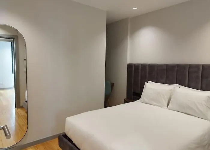 Almada 505 Center Duplex