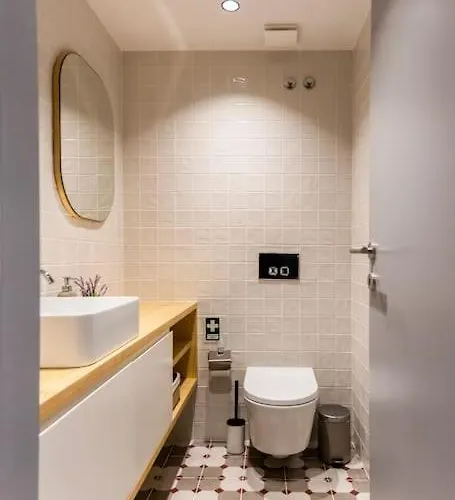 Almada 505 Center Duplex *