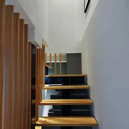 Almada 505 Center Duplex