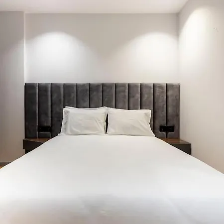 Almada 505 Center Duplex Порту